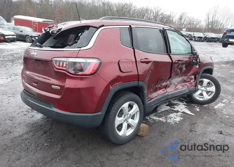 2021 Jeep Compass Latitude 4X4 z USA, uszkodzony, nr VIN 3C4NJDBB6MT540535